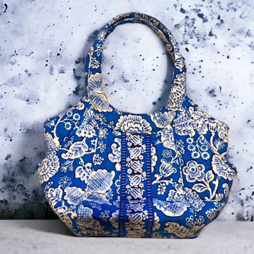 Large Vera Bradley Purse shoulder bag